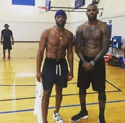 阵容变动 阵容变动