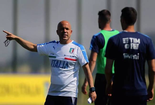 揭幕战的表 揭幕战的表