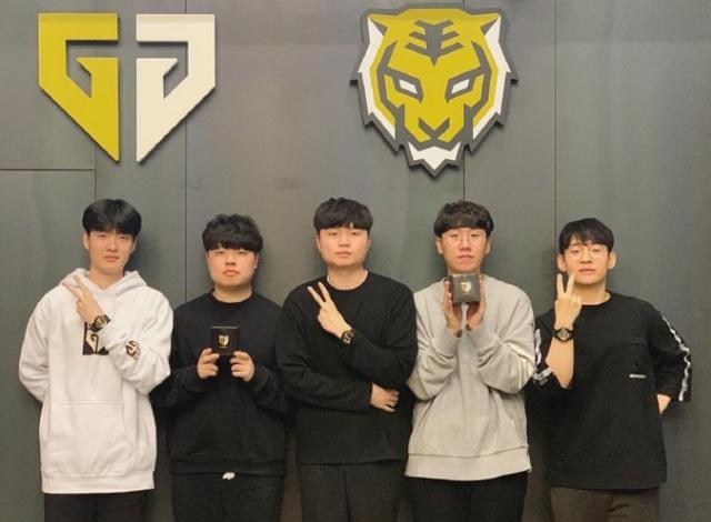 季的开打 季的开打