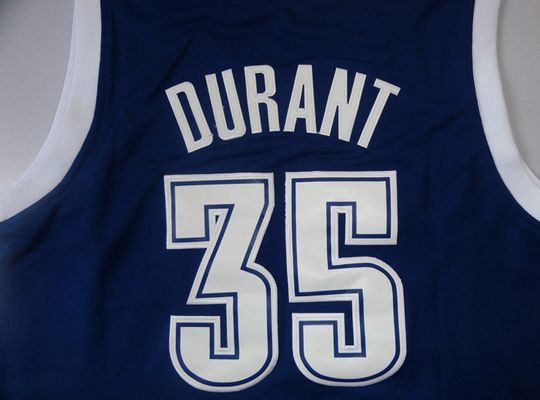 在前场施压 在前场施压